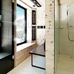 酒店 格拉多纳山木屋度假酒店 4*