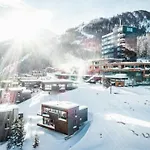 格拉多纳山木屋度假酒店 酒店