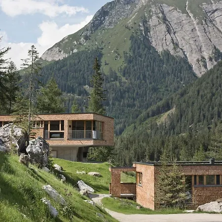 Gradonna Mountain & 4* Kals-am Großglockner