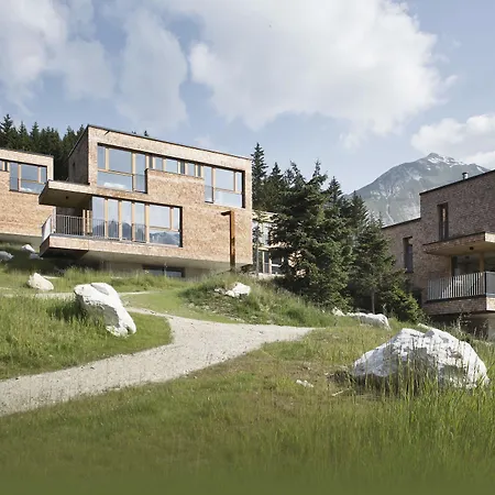 Gradonna Mountain & מלון 4*