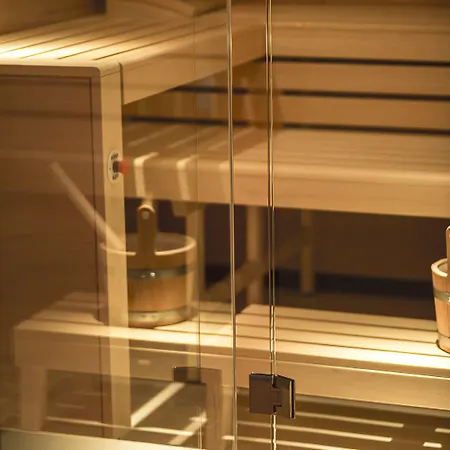 Gradonna Mountain & 4*