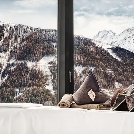 Gradonna Mountain & מלון