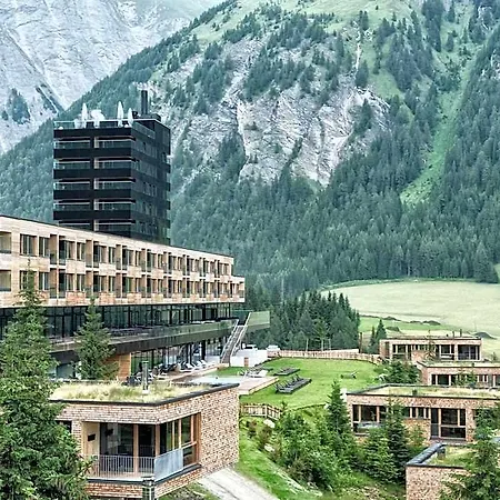 Gradonna Mountain & 4* Kals-am Großglockner