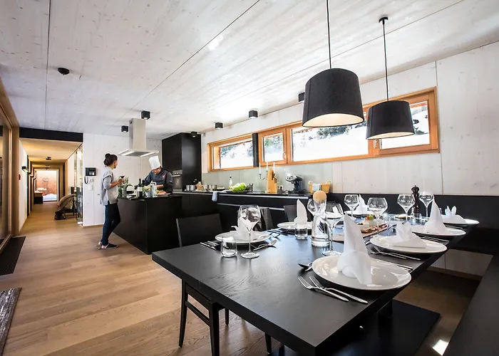 Gradonna Mountain & 4*