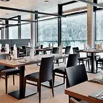Gradonna Mountain & Hotel 4*