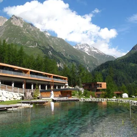 Gradonna Mountain & Hotel 4*