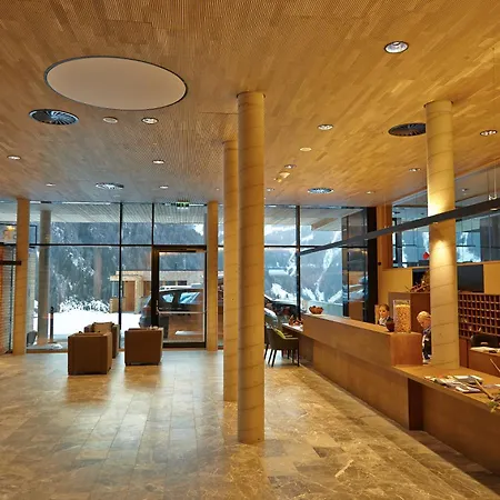 Hotel Gradonna Mountain & 4*