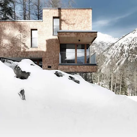 Gradonna Mountain & Hotel 4*